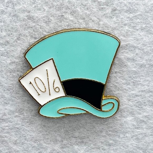 🔮 5/$25 Disney Alice in Wonderland Mad Hatter Pin - Picture 1 of 3